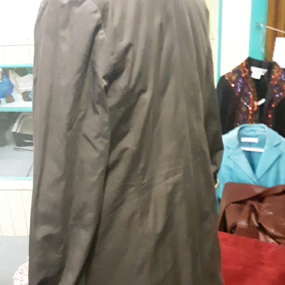 Jacket - Picture 4 of 4